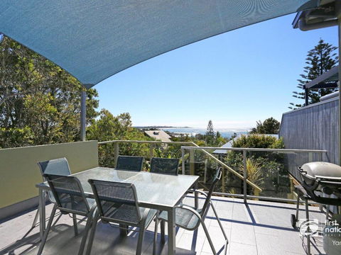 Angourie Blue 1 - Great Ocean Views - Surfing Beaches - Accommodation Daintree 0