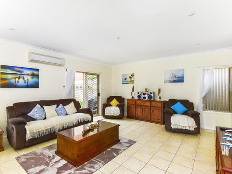 Anne's Beach Getaway - Accommodation Daintree 2