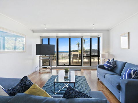 APARTMENT 11 PACIFIC APARTMENTS - Accommodation Daintree 0