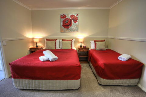 Apple & Grape Motel - Accommodation Daintree 2