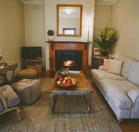 Apple Cottage Orange NSW - Accommodation Daintree