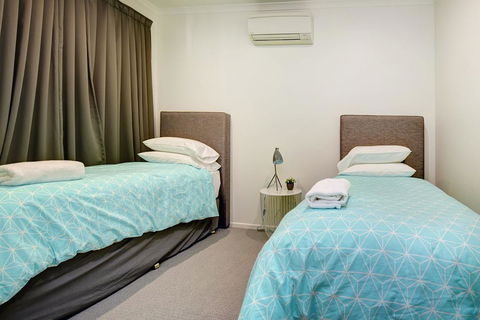 Aqualuna Beach Resort - Unit 25 - Accommodation Daintree 2