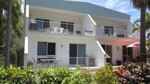 Arcadia Beach Unit 4 - Accommodation Daintree 0