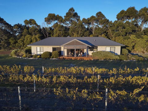 Arimia Estate Guesthouse - Accommodation Daintree 0