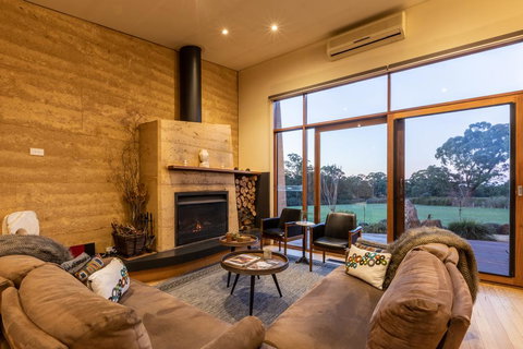 Arinya Retreat Daylesford - Accommodation Daintree 1