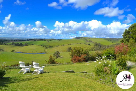 Arnold House - Accommodation Daintree 0