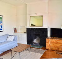 Artistic Apartment in Sunny Elwood near St Kilda - Accommodation Daintree