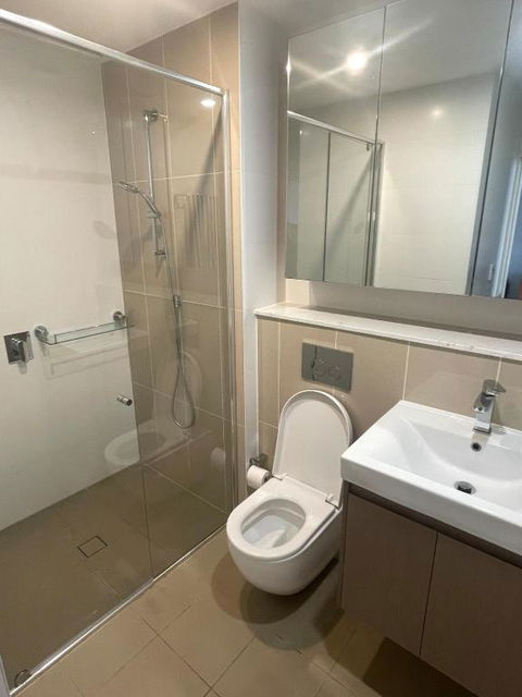 Luxury 2 Bed 2 Baths Apartment - Hurstville - Accommodation Daintree 3