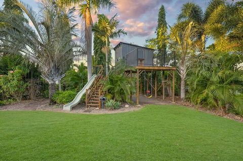 Luxury Style Living 20 Minutes From CBD - Accommodation Daintree 2