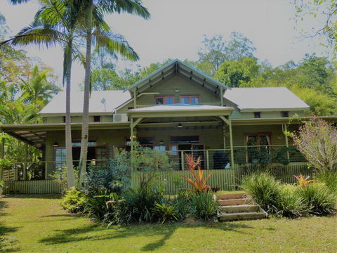 Magnolia Cottage - Accommodation Daintree 0