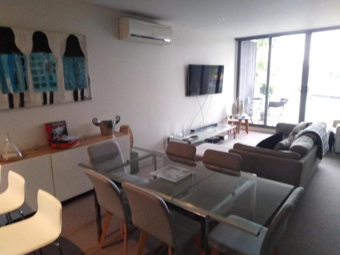 Marina View Apartment On The Maribyrnong River, Melbourne - Accommodation Daintree 2