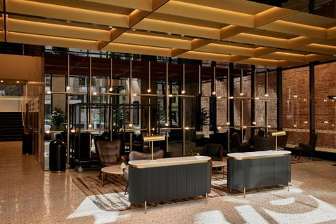 Meriton Suites Melbourne - Accommodation Daintree 3