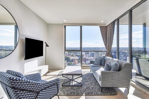 Meriton Suites Liverpool - Accommodation Daintree 0