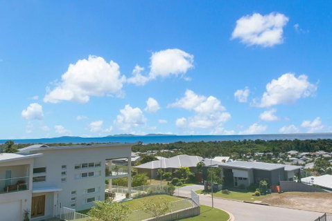 Modern Luxury Ocean Views - Accommodation Daintree 1