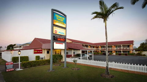 Mineral Sands Motel - Accommodation Daintree 0