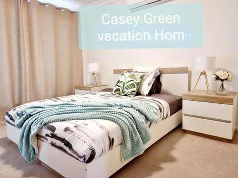 Modern Narre Warren Three Bedroom Townhouse, Close To Fountain Gate SC - Accommodation Daintree 0