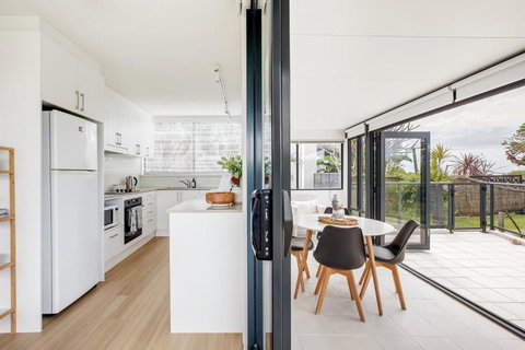 Mona Vale Surf To Tee - Accommodation Daintree 0