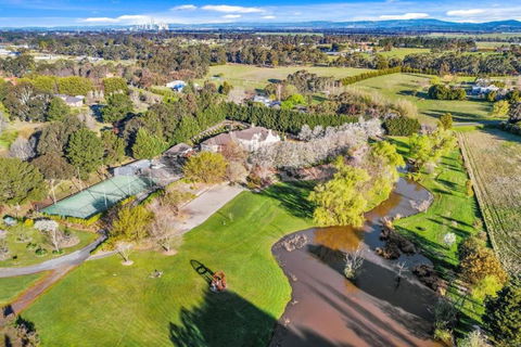 Montfort Manor - Accommodation Daintree 3