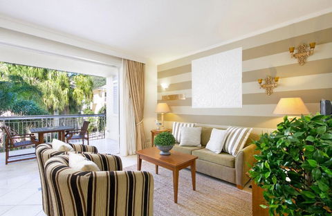 Nautical Romance, In The Heart Of Noosa - Accommodation Daintree 1