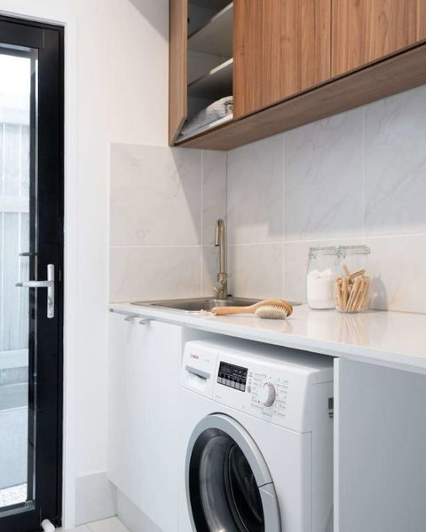 New Designer Built Boutique Holiday Home Heathwood - Accommodation Daintree 0