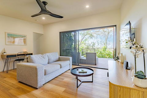 New - Our Treehouse Near Alex Beach - Accommodation Daintree 0