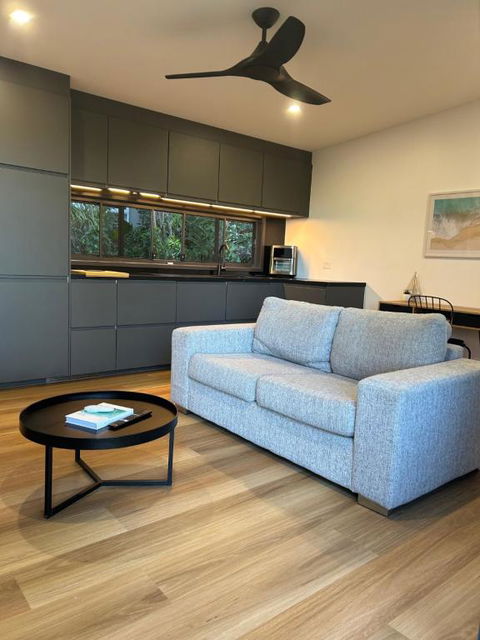 New - Our Treehouse Near Alex Beach - Accommodation Daintree 3