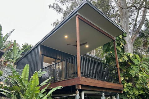 New - Our Treehouse Near Alex Beach - Accommodation Daintree 1