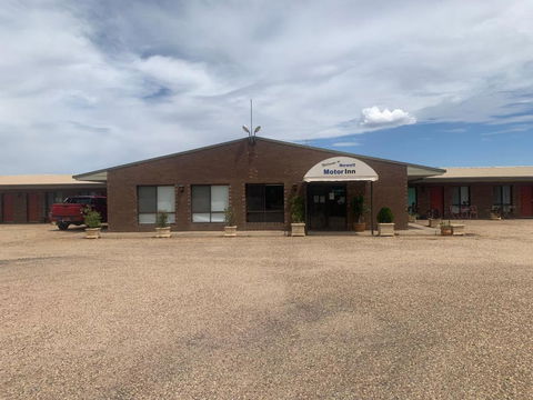 Newell Motor Inn Narrandera - Accommodation Daintree 2