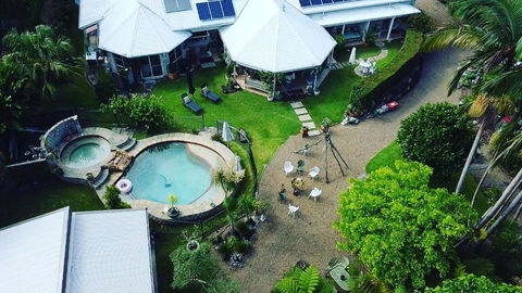 Noosa Valley Manor B&B - Accommodation Daintree 2