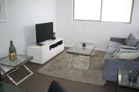 North Sydney Wyndel Apartments-MIL1005 - Accommodation Daintree 1