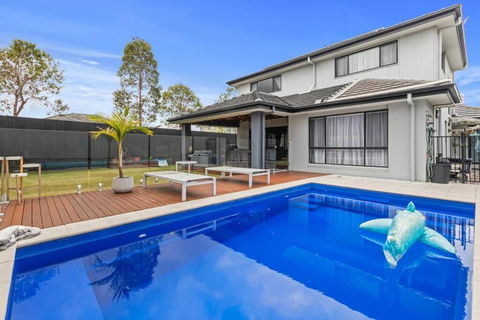 Northlakes Family Stay & Pool - Accommodation Daintree 0