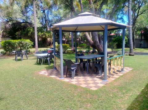 Oakey Motel - Accommodation Daintree 2