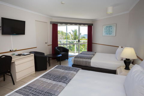 Ocean International Hotel - Accommodation Daintree 2