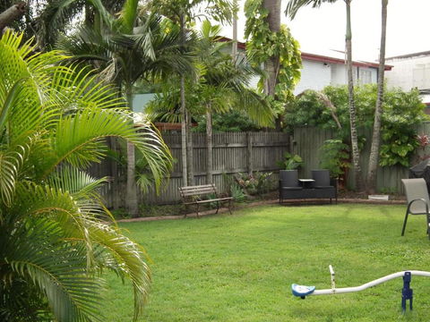 Paradise Motel - Accommodation Daintree 3