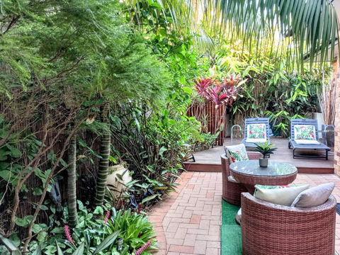 Palm Garden Villa-Apt With Tropical Courtyard At Cronulla Beach - Accommodation Daintree 3
