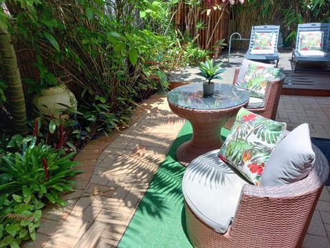 Palm Garden Villa-Apt With Tropical Courtyard At Cronulla Beach - Accommodation Daintree 2
