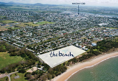 Petrie Beach Holiday Home - Accommodation Daintree 1