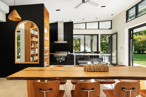 Pine Mountain - Accommodation Daintree 3