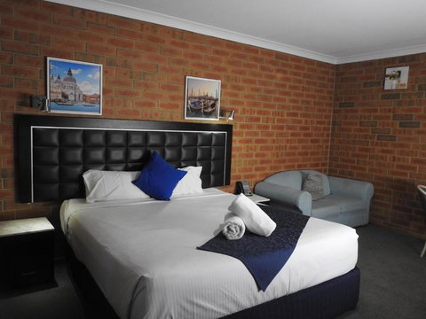 Pooraka Motor Inn - Accommodation Daintree 3