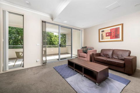 Quiet Apartment In Braddon ACT - Accommodation Daintree 2