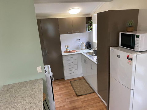 Private Guesthouse - Pet Friendly - Walk To Beach - Accommodation Daintree 1