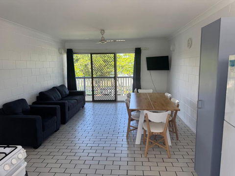 QCWA K P Units - Accommodation Daintree 1