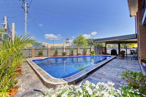 Raintree Motel - Accommodation Daintree 1