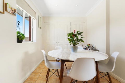 Randwick L 3 Bedroom Apartment + Parking - Accommodation Daintree 2