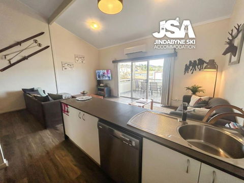 Razorback 6 - Accommodation Daintree 3