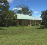 At HOME on HOLMES - Accommodation Daintree