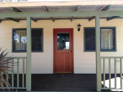 Augusta Chalet - Accommodation Daintree 1