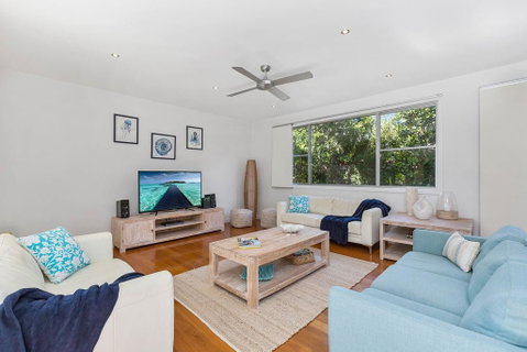 Augusta House - Accommodation Daintree 1