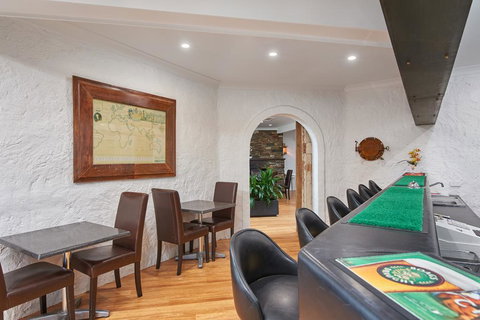 Australian Homestead Motor Lodge - Accommodation Daintree 2