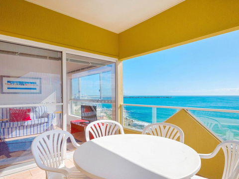 Avalon 4 - Right Across The Road From Convent Beach - Uninterrupted Views - Accommodation Daintree 0
